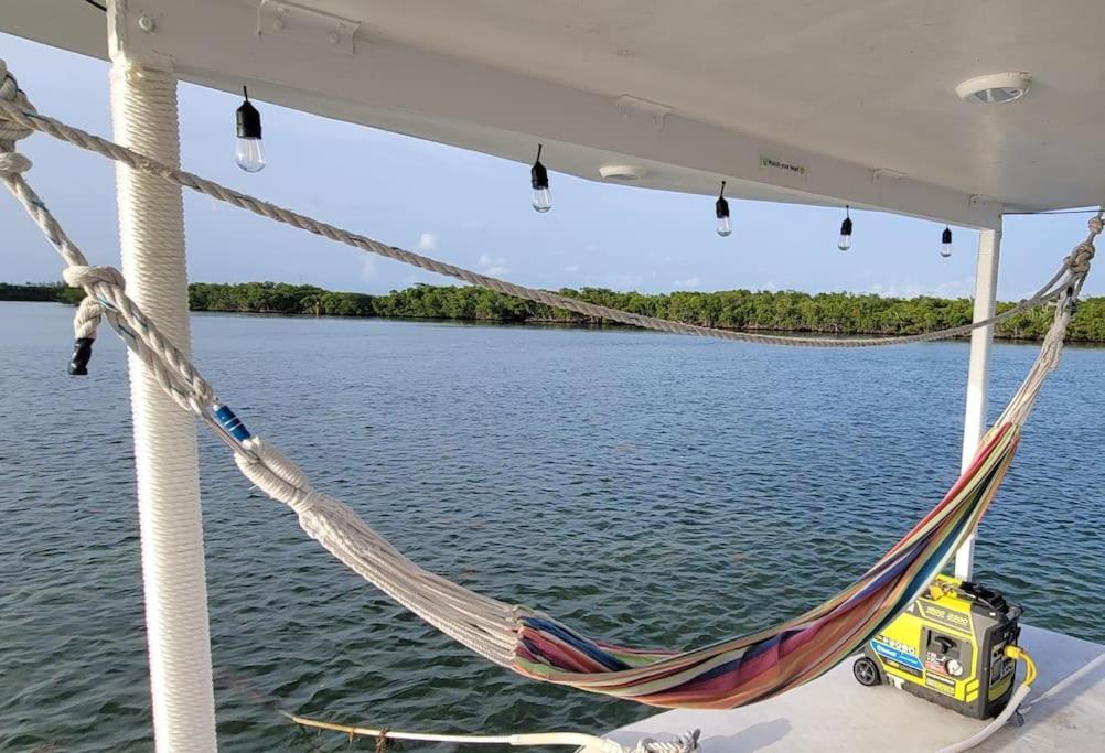 Beautiful Houseboat In Key West Hotell Exteriör bild