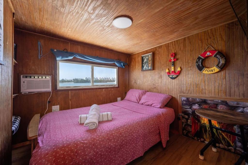 Beautiful Houseboat In Key West Hotell Exteriör bild