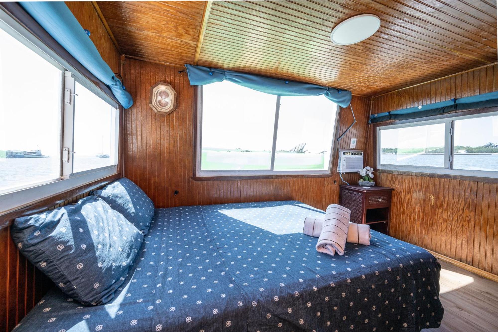 Beautiful Houseboat In Key West Hotell Exteriör bild